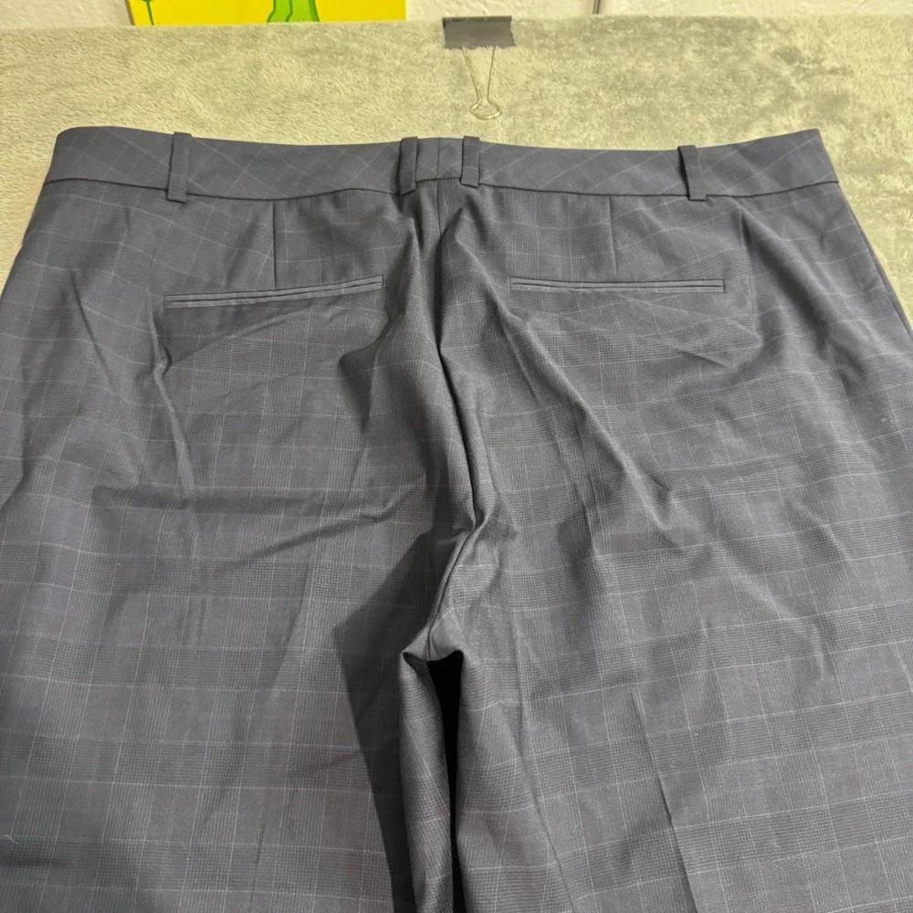 Hugo Boss Mens Navy Blue Glen Plaid 100% Virgin Wool Cuffed Dress Pants 38x23.5